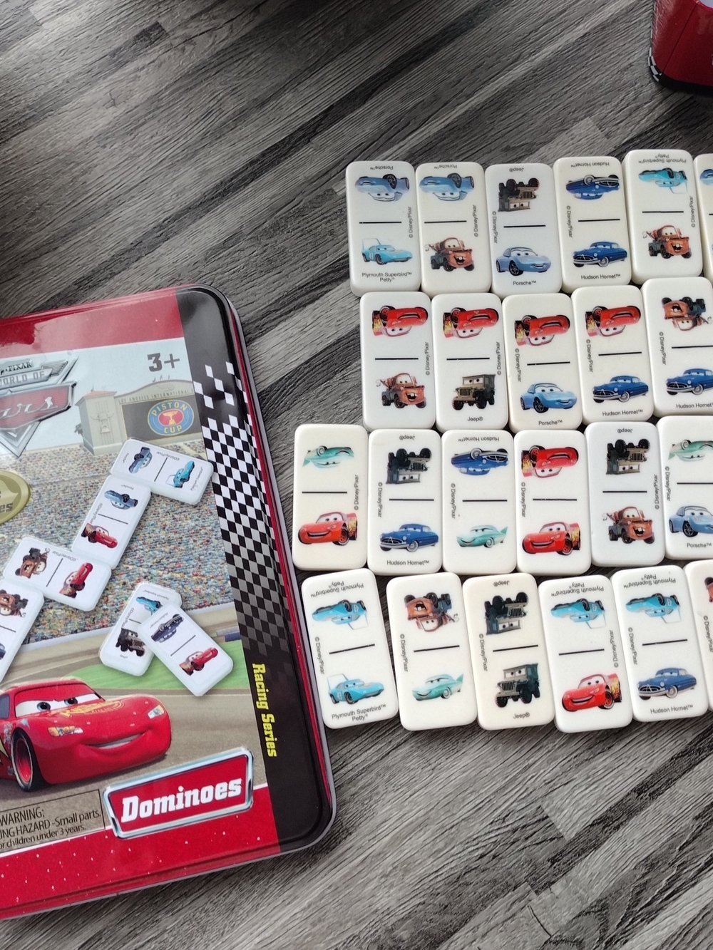 Disney Pixar Cars Dominoes Game Set Red metal storage tin AS-IS
